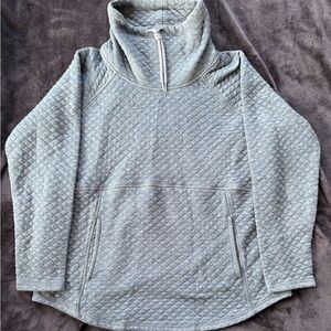 RBX Quilted Cowl Neck Sweater in Light Gray